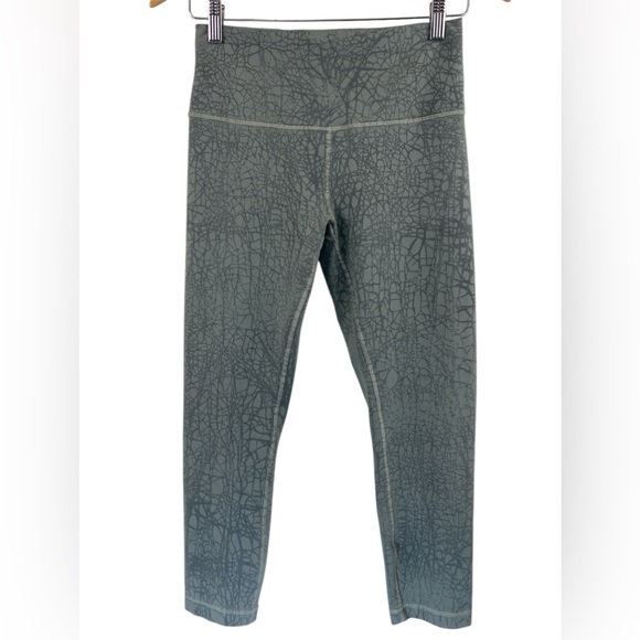 Lululemon Wunder Train High-Rise Crop 23” - Picture 3 of 8